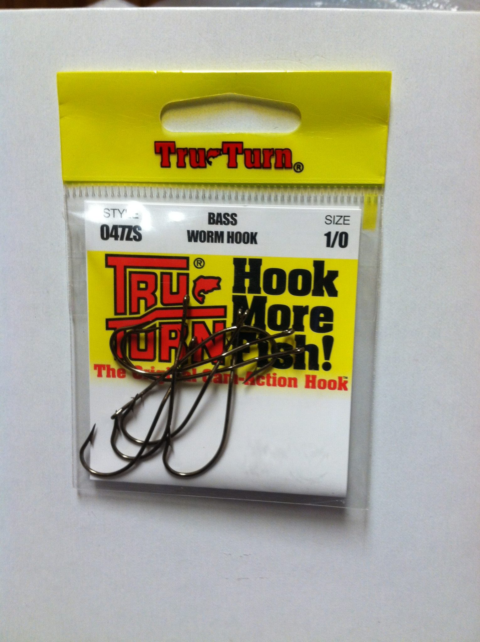 Photo 5(3) tru turn bass worm hook 7 pk.