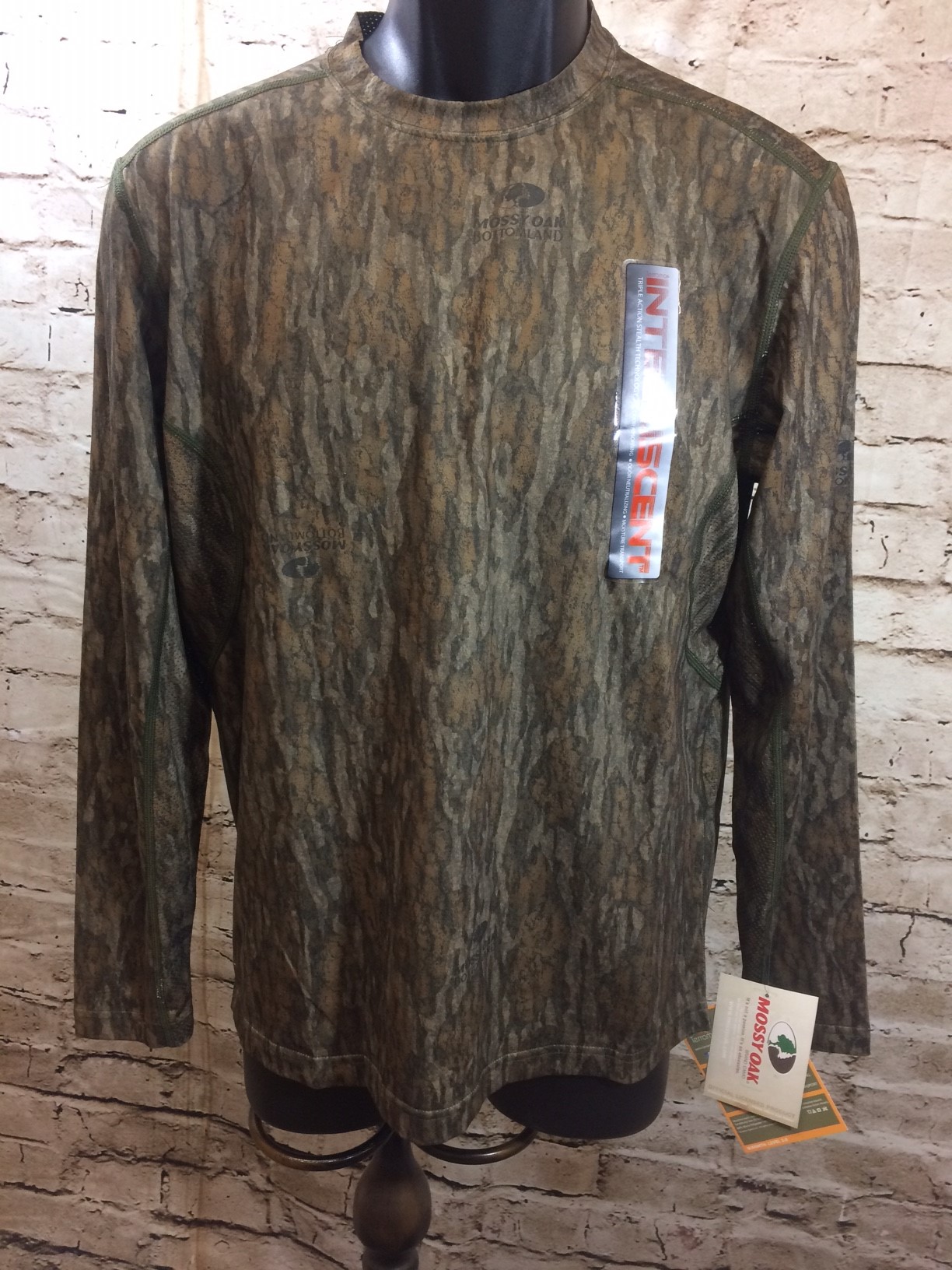 Terramar Men's Stalker Long Sleeve Crew terramar men's stalker long sleeve crew