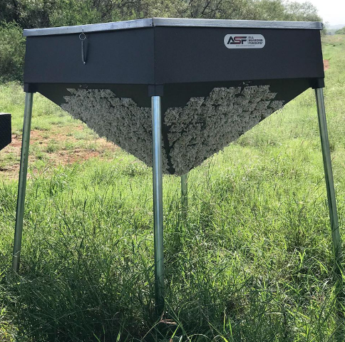 all seasons 500lb cottonseed feeder