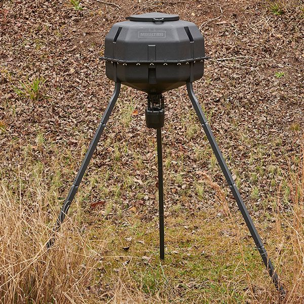 Moultrie 325 Elite II Deer Feeder #MFG-15012 Moultrie 325 Elite II Deer Feeder #MFG-15012
