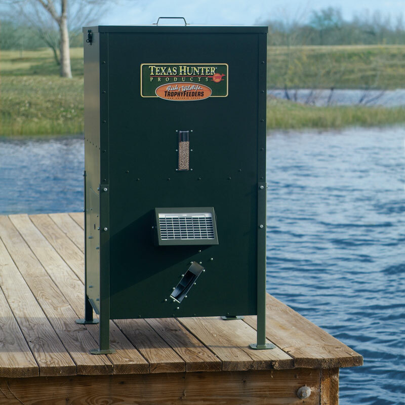 Texas Hunter Fish Feeder W/ Straight Legs #DF425DL Texas Hunter Fish Feeder W/ Straight Legs #DF425DL