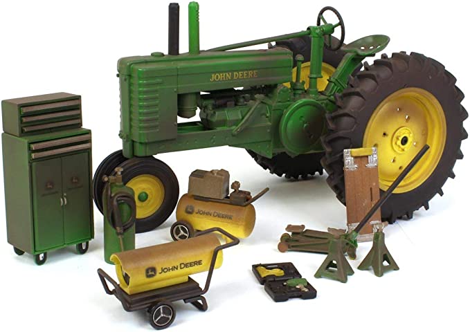 Tomy John Deere Model A Barn Finds 1/16 Scale Tomy John Deere Model A Barn Finds 1/16 Scale