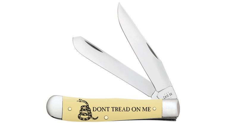 Case "Don't Tread On Me" Embellished Yellow Synthetic Trapper Knife #06089 Case "Don't Tread On Me" Embellished Yellow Synthetic Trapper Knife #06089